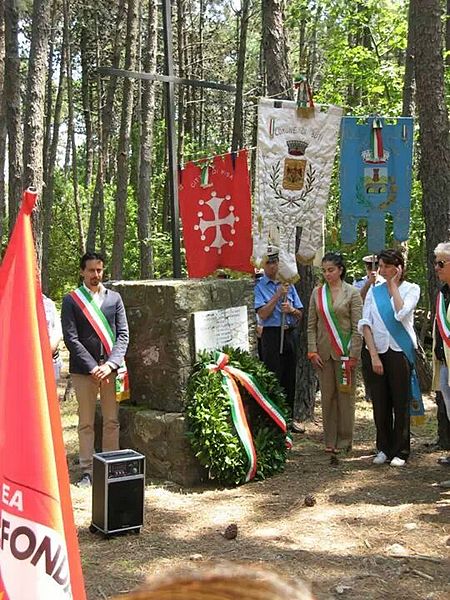 File:Commemorazione Piavola 2013.jpg