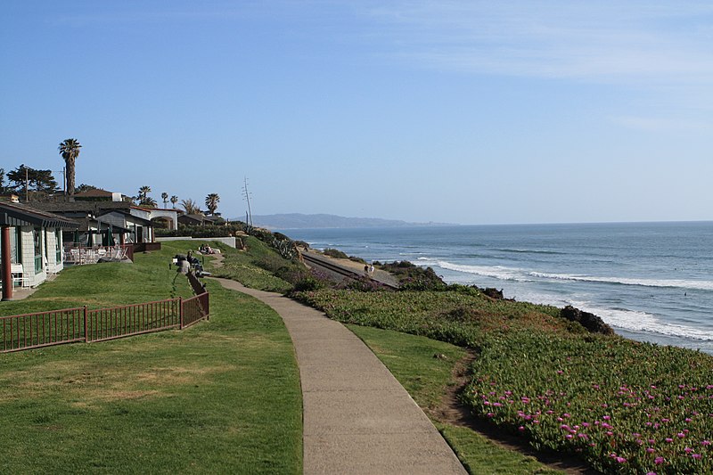 File:Del Mar, CA - panoramio (3).jpg