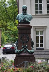 Max Duttenhofer ( „Krupp von Süddeutschland“ ) 170px-Denkmal_Max_Duttenhofer_Rottweil_2014_2