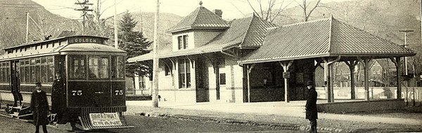 The Denver Tramway at Golden depot, 1909