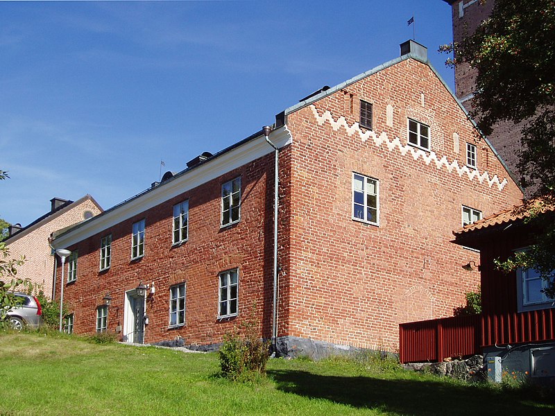 File:Domkapitelhuset Strangnas.JPG