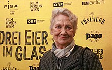 Billedbeskrivelse Drei Eier im Glas Premiere 2015 Ingrid Burkhard.jpg.