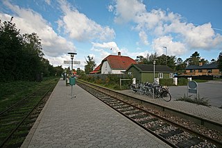 <span class="mw-page-title-main">Dronningmølle railway station</span> Railway station in North Zealand, Denmark