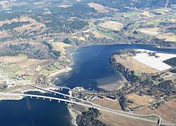 Mjøsa: Navn, Geologi, Vannføring og vannstand