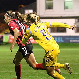 Eikeland jahtaa Lewes FC -naiset 1 Reading Women 1 Conti Cup 15 12 2021-182 (51750781392) .jpg