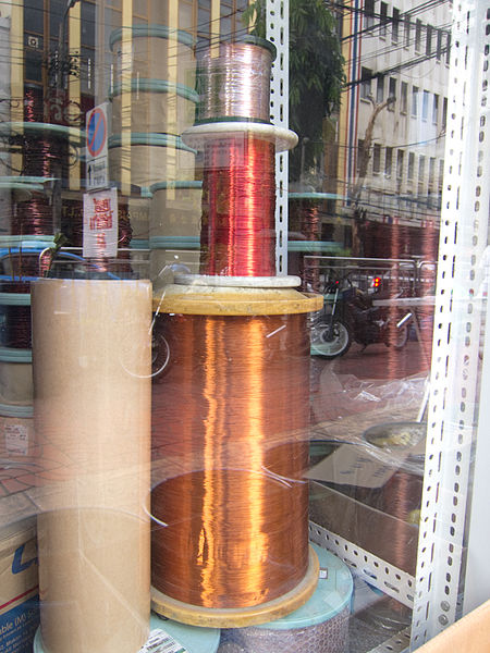 File:Enamelled copper wire (6032437746).jpg