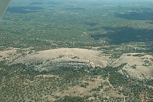 Вид с воздуха на остров, где находится Enchanted Rock