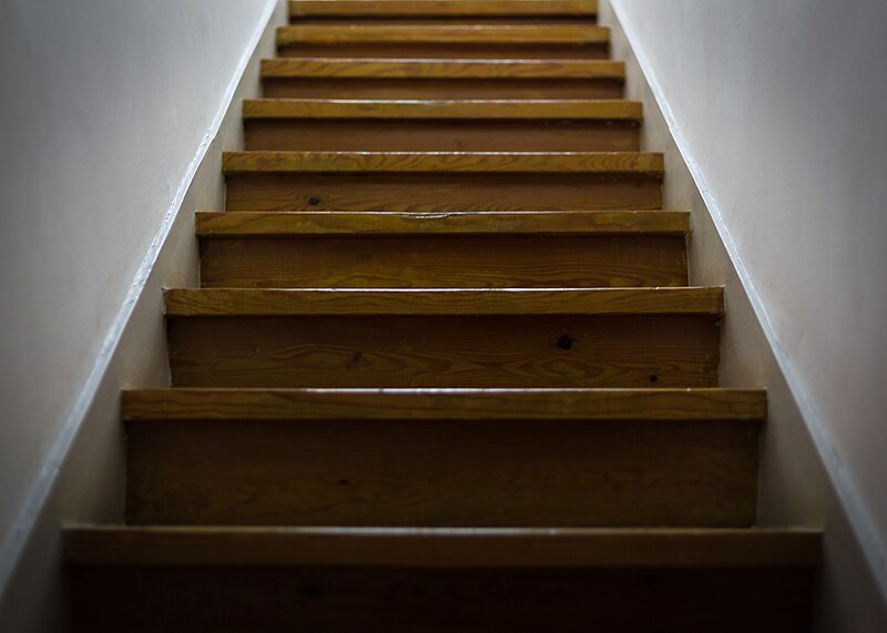 File:Escalier (part II) (11825680466).jpg