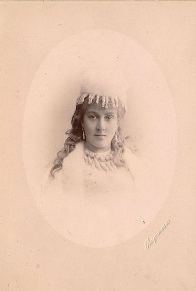 File:Evgenia Mravina as Snegurochka (1900s) 3.jpg