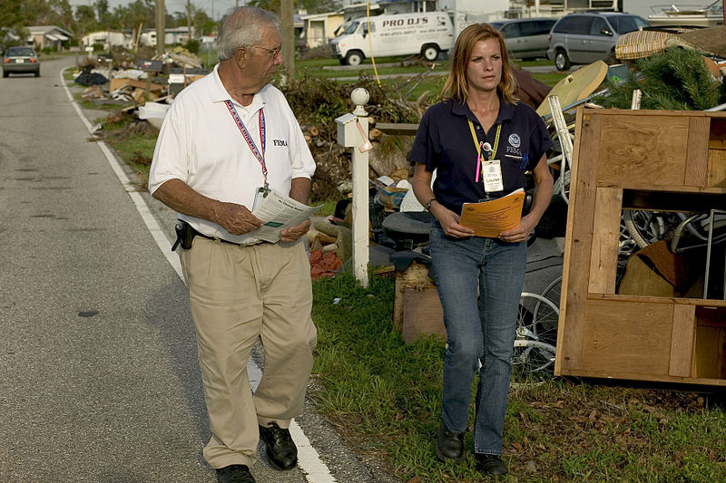 File:FEMA - 10342 - Photograph by Andrea Booher taken on 08-27-2004 in Florida.jpg