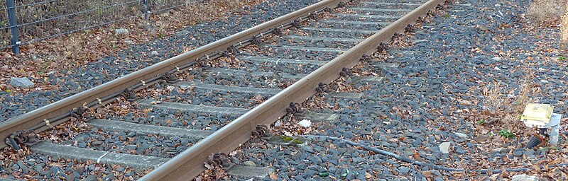 File:Fahrzeugsensor Bad Driburg mit Speiseelektronik.jpg