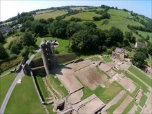 Datei: Farleigh Hungerford Castle Luftbild video.webm