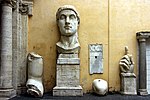 שרידי פסל במוזיאון הקפיטוליני