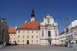 Franziskanerkloster und Franziskanerkirche in St. Pölten