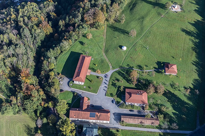 File:Frastanz Buddhistisches Kloster Luftbild.jpg