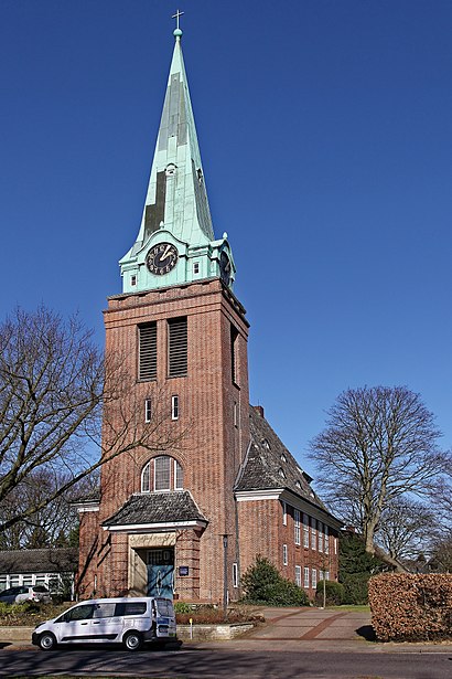 So kommt man zu der Groß flottbeker Kirche mit den Öffentlichen - Mehr zum Ort Hier