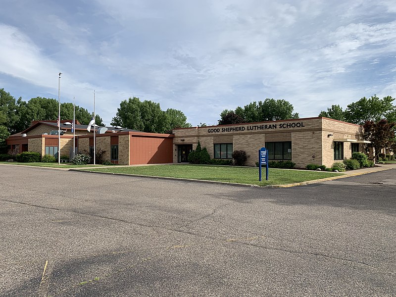 File:Good Shepherd Lutheran School WELS Burnsville, MN.jpg