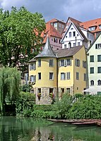 Hölderlinturm Tübingen heinäkuu 2016.jpg