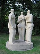 Henry Moore-Three standing figures-Battersea Park-2.jpg