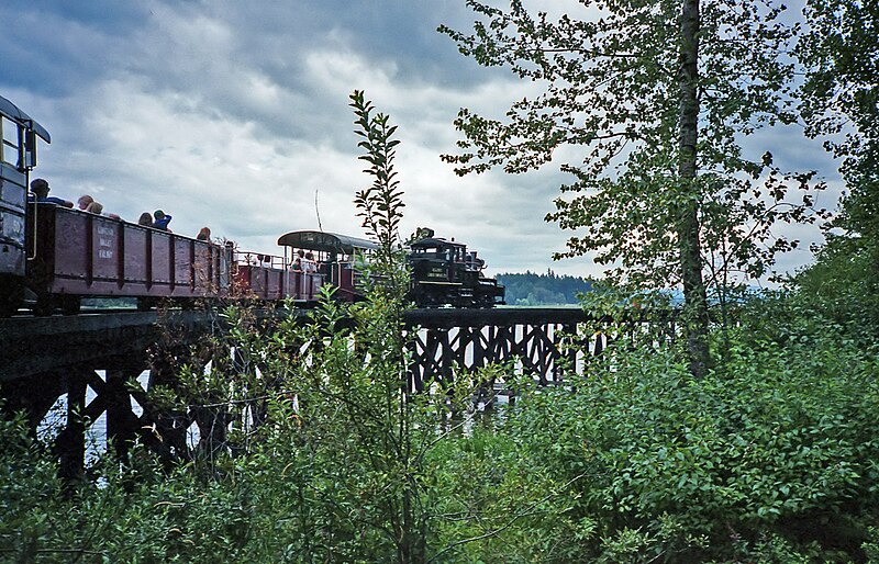 File:Hillcrest Lumber Company steam locomotive 1 Shay on Somenos Lake trestle at Forest Museum Duncan BC 16-Jul-1995.jpg