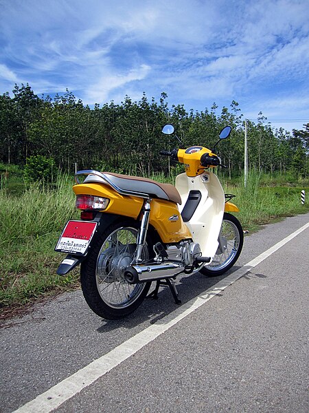 File:Honda Dream 110i Super Cub ND110M 2014 Rear View.JPG