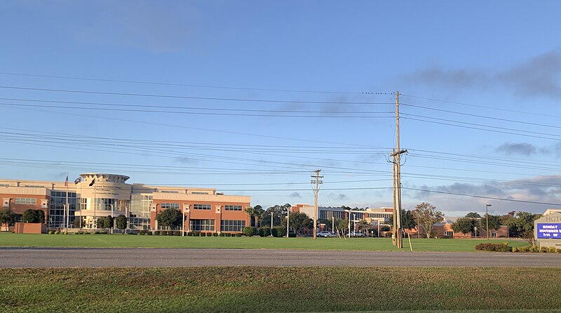 File:Horry-Georgetown Technical College.jpg