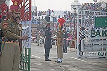 India Pakistan Border Wagha (15027737723).jpg