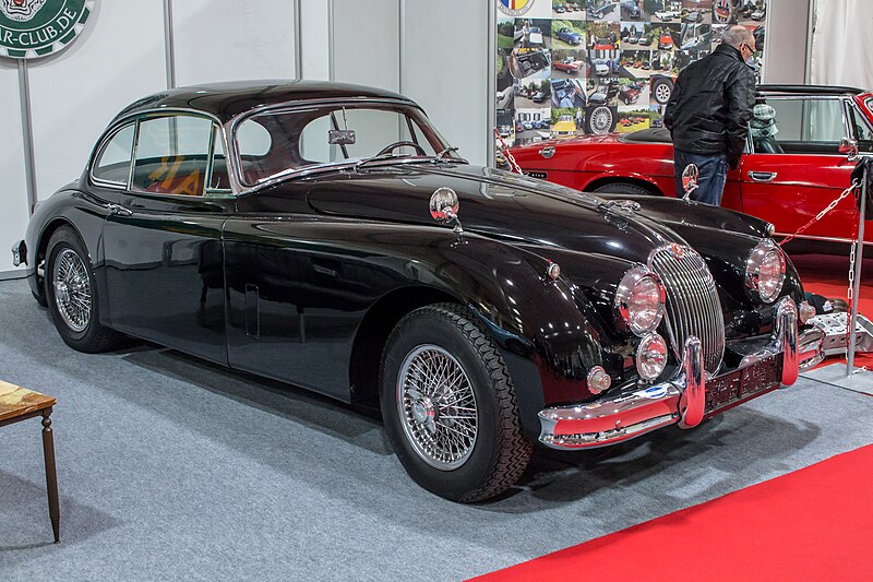 File:Jaguar, Techno-Classica 2018, Essen (IMG 9066).jpg