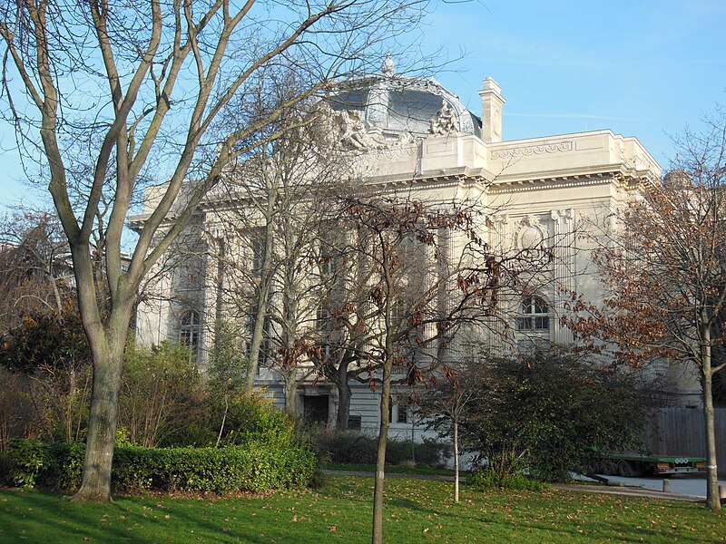 File:Jardin de la Nouvelle-France, Paris 3.jpg