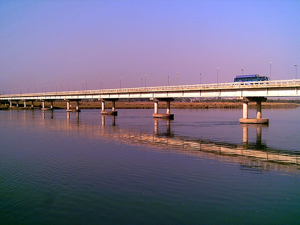 Grand Trunk Road 1024px-Jhelum_River_Bridge