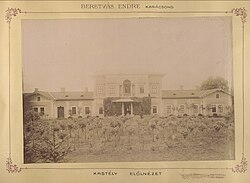 Karácsond, a Beretvás-kastély elölnézete. A felvétel 1895-1899 között készült. - Fortepan 83348.jpg