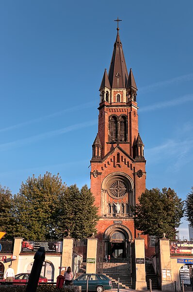File:Katedra p.w. Wniebowzięcia NMP, Sosnowiec.jpg