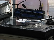 Technics SL-1200 - Wikipedia