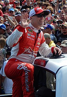 Harvick at Daytona in 2015 Kevin Harvick at the Daytona 500 (cropped).JPG