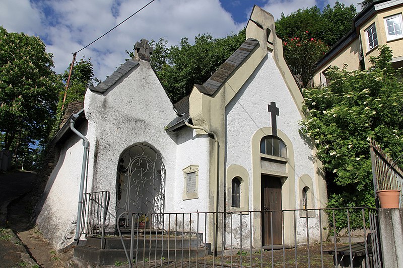 File:Klausenbergkapelle 01 Koblenz 2014.jpg