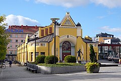 Halle du marché de Kuopio 2020.jpg