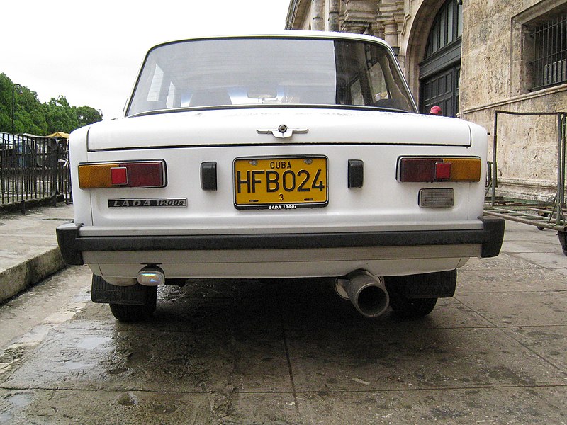 File:Lada 1200S in Havan Cuba.jpg