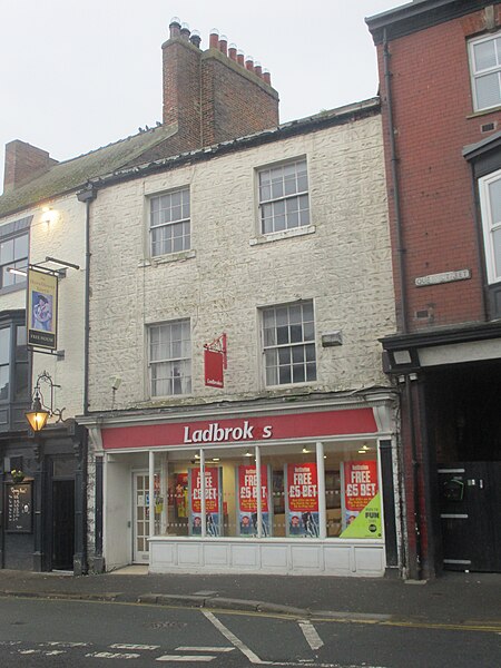 File:Ladbrokes, Old Market Place, Ripon (24th October 2020).jpg