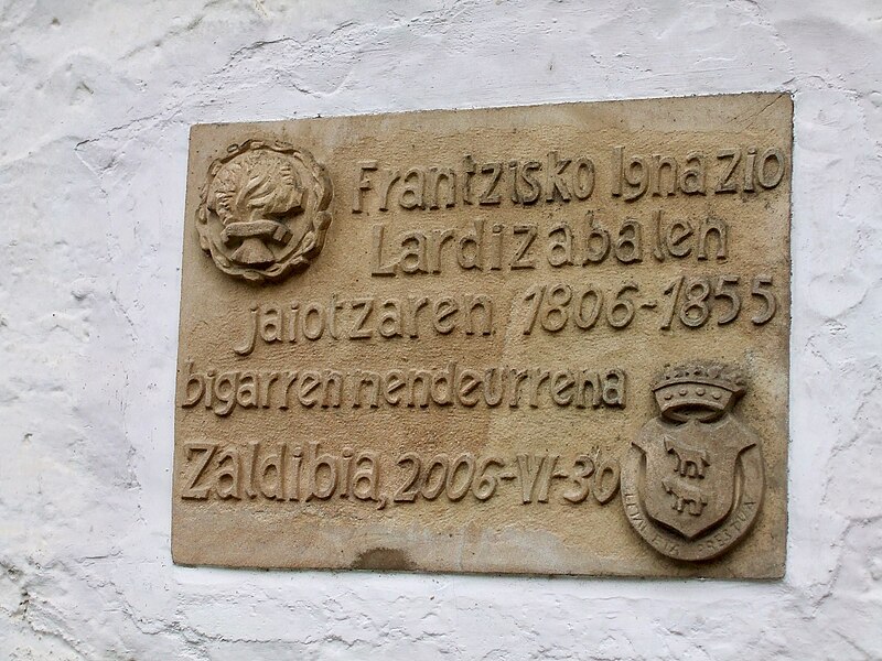 File:Lardizabal 4.jpg