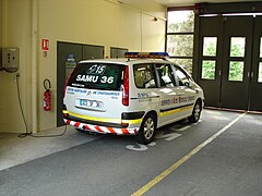 La voiture légère médicalisé du SMUR du Blanc, en 2011.