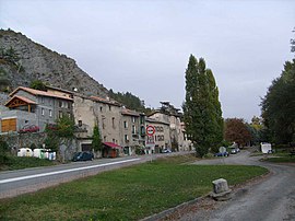 A view of the village of Lettret