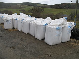 <span class="mw-page-title-main">Liming (soil)</span> Application of minerals to soil