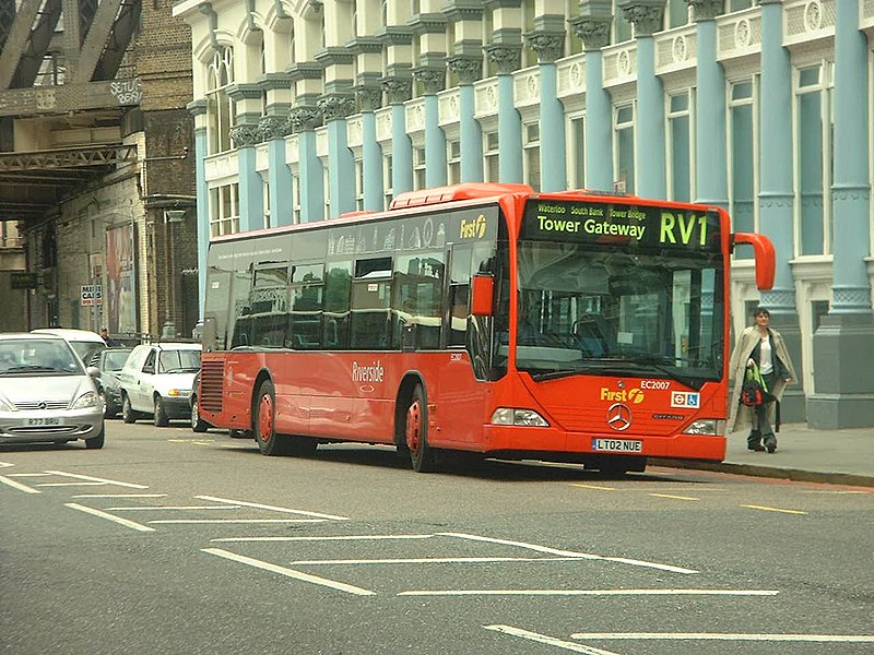 File:London bus route RV1 (1).jpg