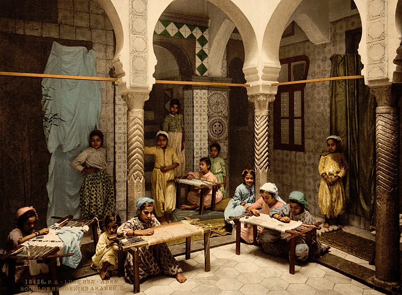 File:Luce Ben Aben, School of Arab Embroidery, Algiers, Algeria, ca. 1899 (3428141309).jpg