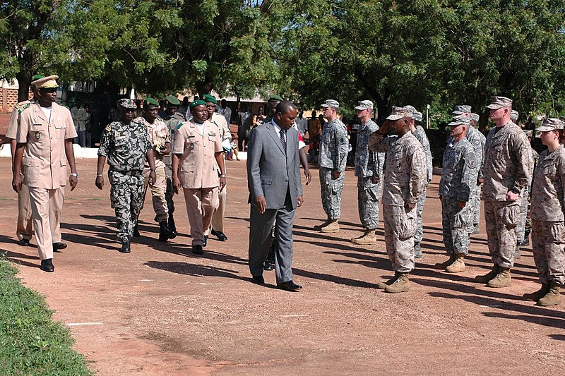 File:Malian minister of defense and staff 2008.jpeg