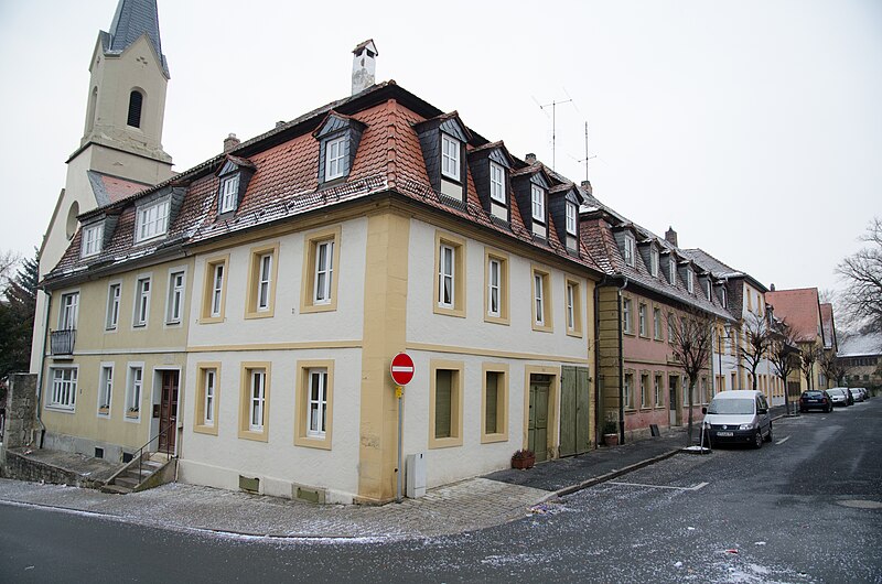 File:Marktbreit, Bernhard-Fischer-Straße 1-003.jpg