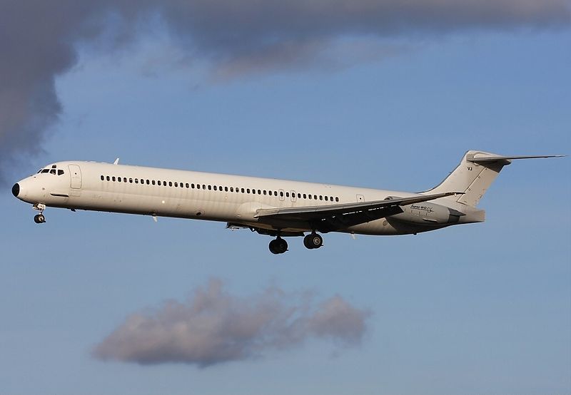 File:McDonnell Douglas MD-82 (DC-9-82) AN1621531.jpg