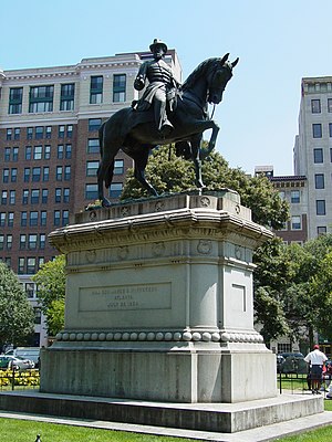 McPherson Square statue.jpg