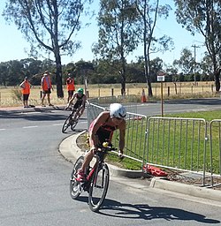 Melanie McQuaid in de Ironman 70.3 Shepparton (2013)