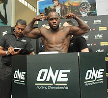 Manhoef in 2012. Melvin manhoef.jpg